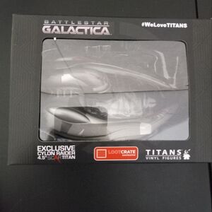 Battlestar Galactica Cylon Raider Vinyl Figure